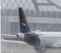Almanya Lufthansa'nın %25 hissesini alacak