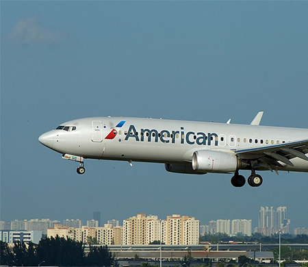 American Airlines uçağında yangın paniği
