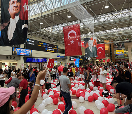 Antalya Havalimanı'nda 30 Ağustos etkinliği düzenlendi