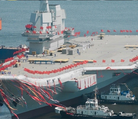 Çin'in üçüncü uçak gemisi testlere devam ediyor