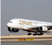 Emirates 80'inci A380'ini teslim aldı